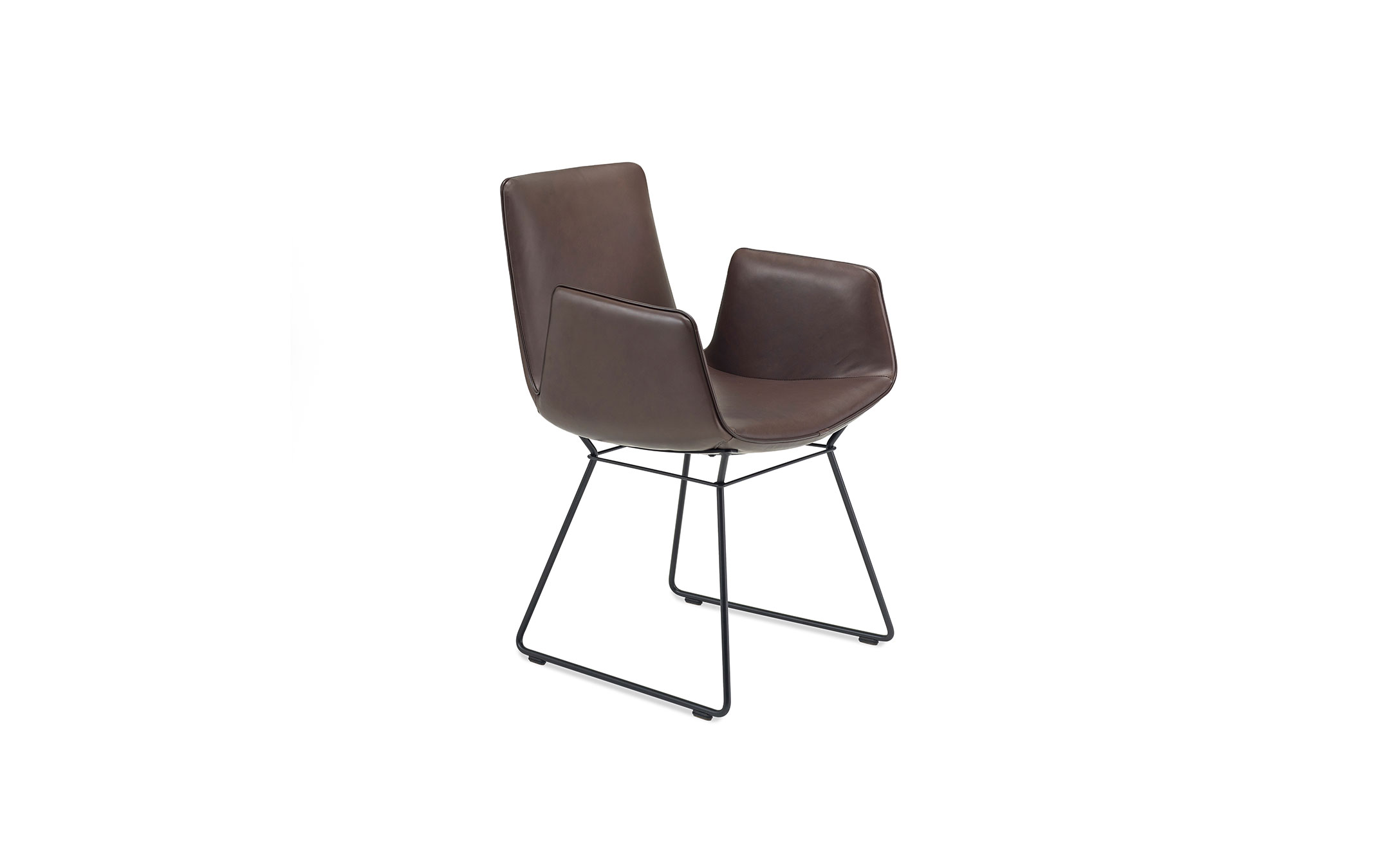 freifrau_Amelie_Armchair-High_1-1_ME001_Adora-Coffee_front Platzhalter