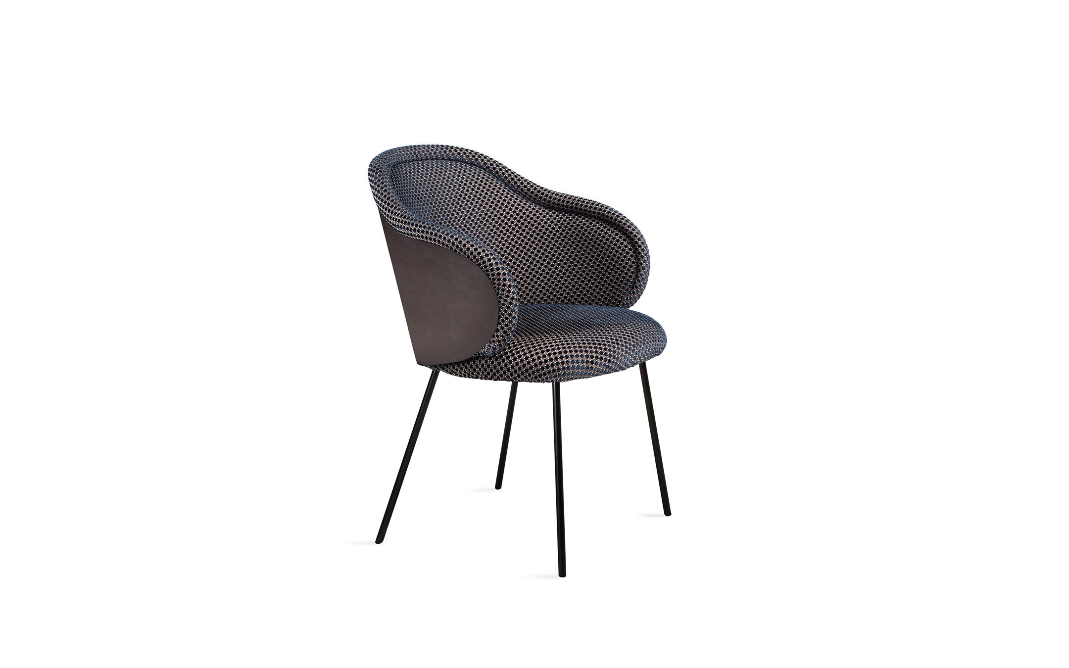 freifrau_Ona_Curved-Armchair_1-8_ME001_Raphael-Blue-Marine-Opium-Truffle_front Platzhalter