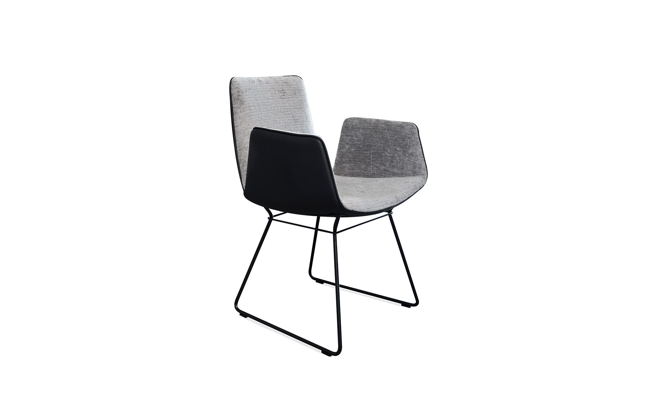 freifrau_Amelie_Armchair-High_1-1_ME001_Chouchou-11383_Sahara-Ebony_front Platzhalter