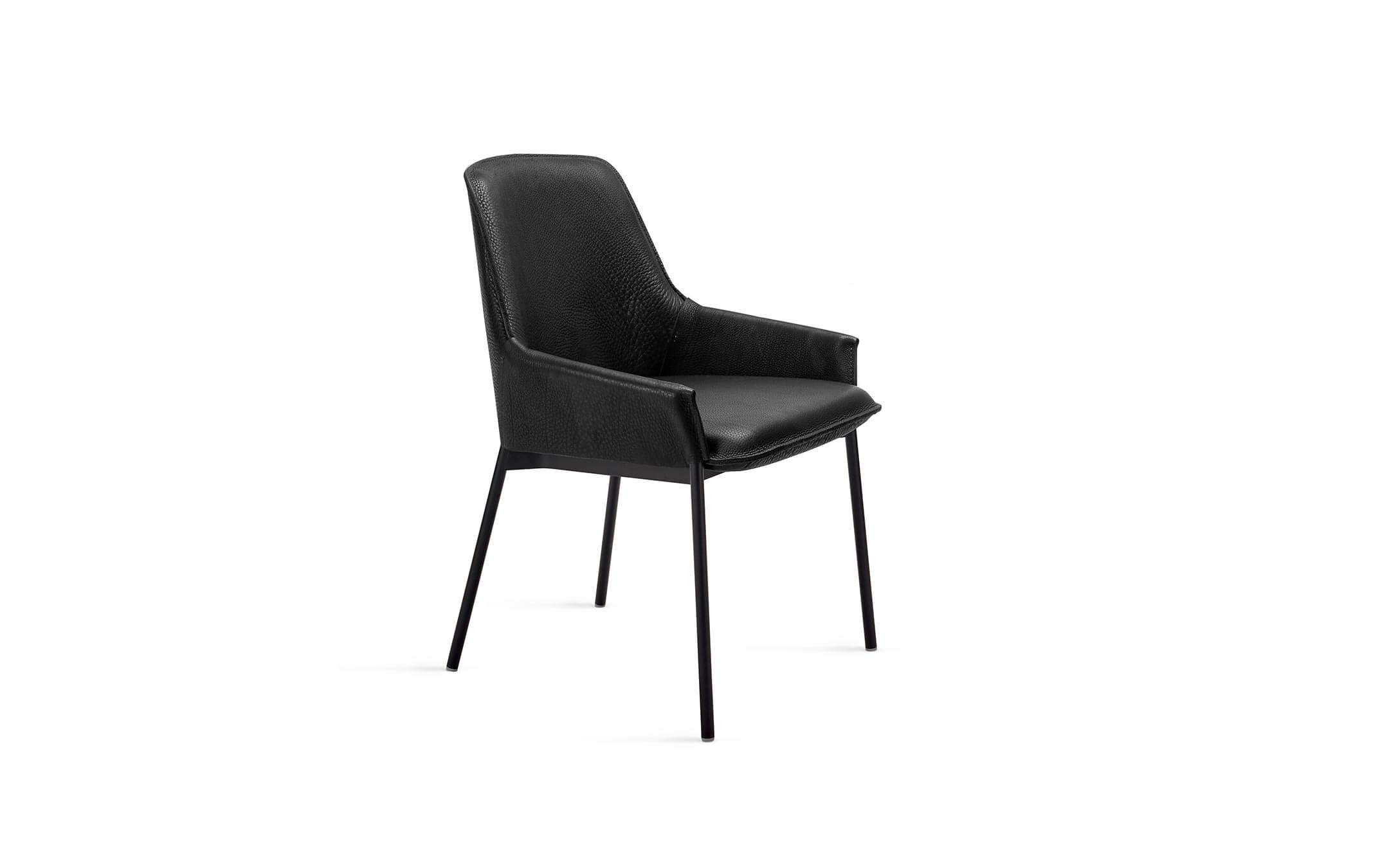 freifrau_2022_Grace_Armchair-Low_1-3_ME001_Magnum-Ebony_front Platzhalter