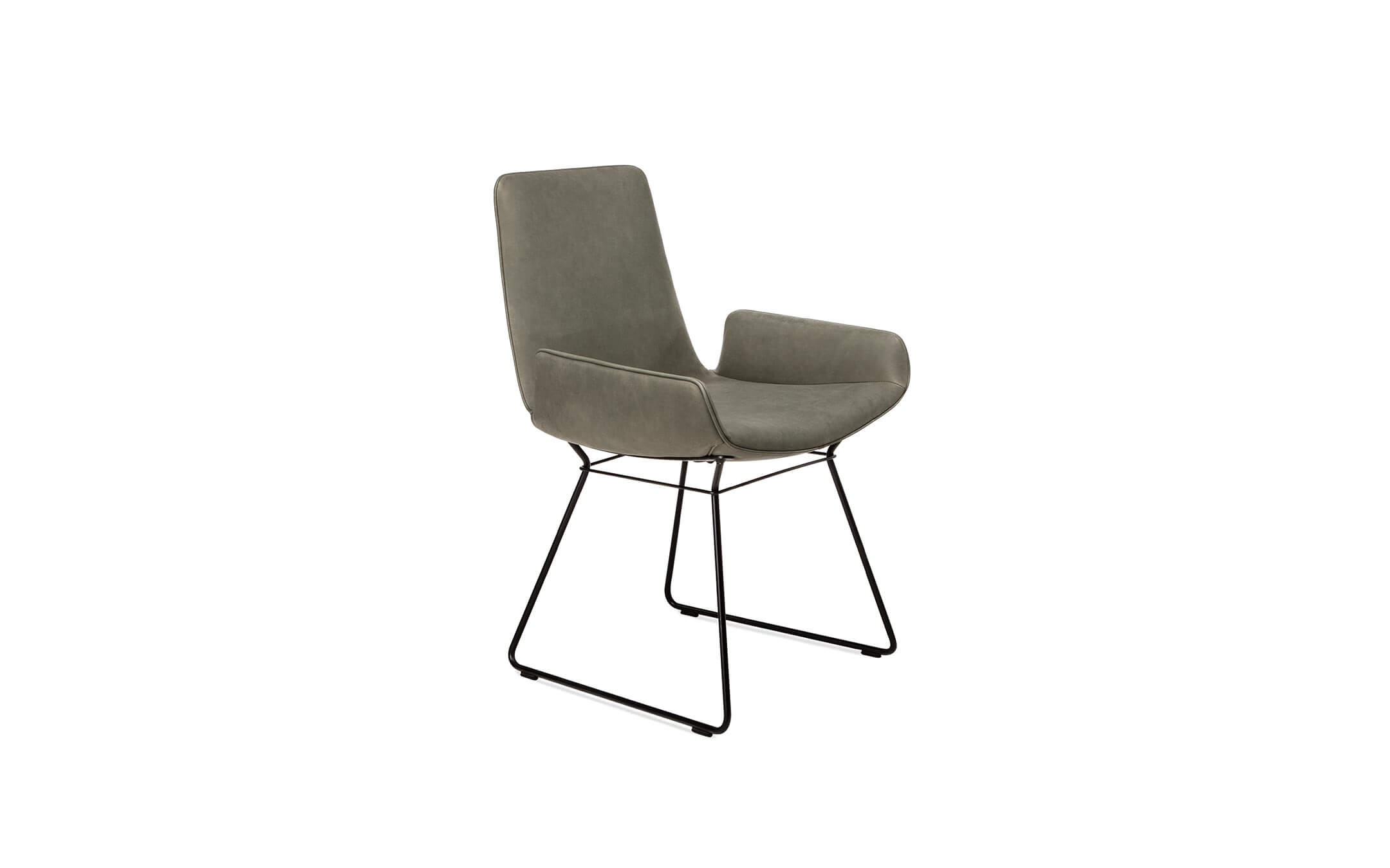 freifrau_2023_Amelie_Armchair-Low_1-1_ME001_Muscat-Jade_front Platzhalter