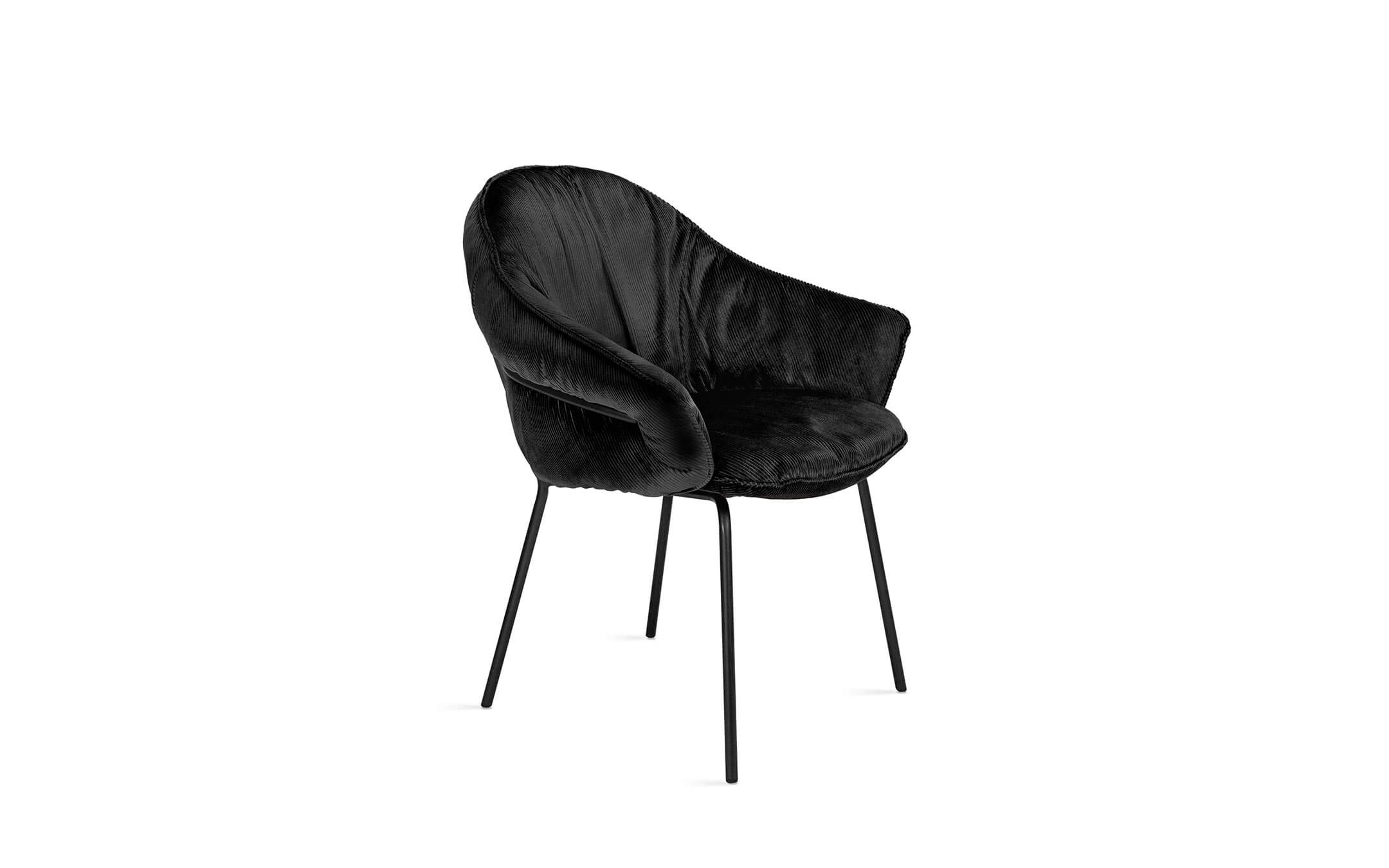 freifrau_2023_Marie_Armchair_1-3_ME001_Riga-Noir_front Platzhalter