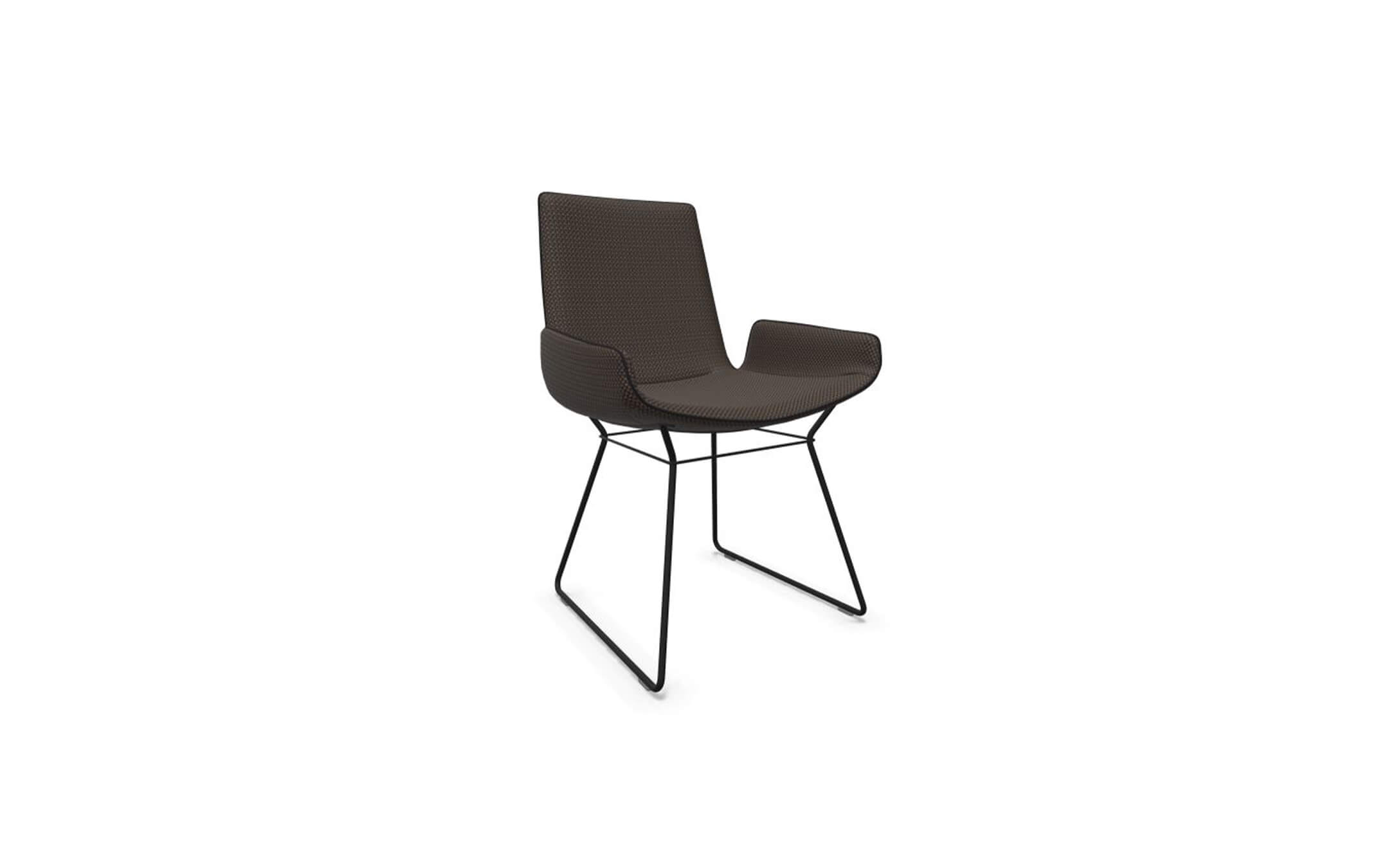 freifrau_Amelie_Armchair-Low_1-1_ME001_Raphael-Blue-Marine_front Platzhalter